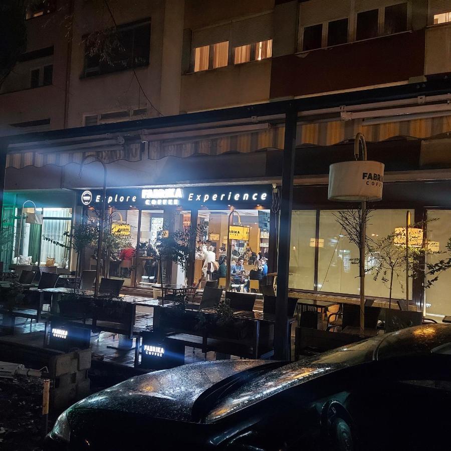 Apartman Pozoriste Penthaus Banja Luka Eksteriør bilde