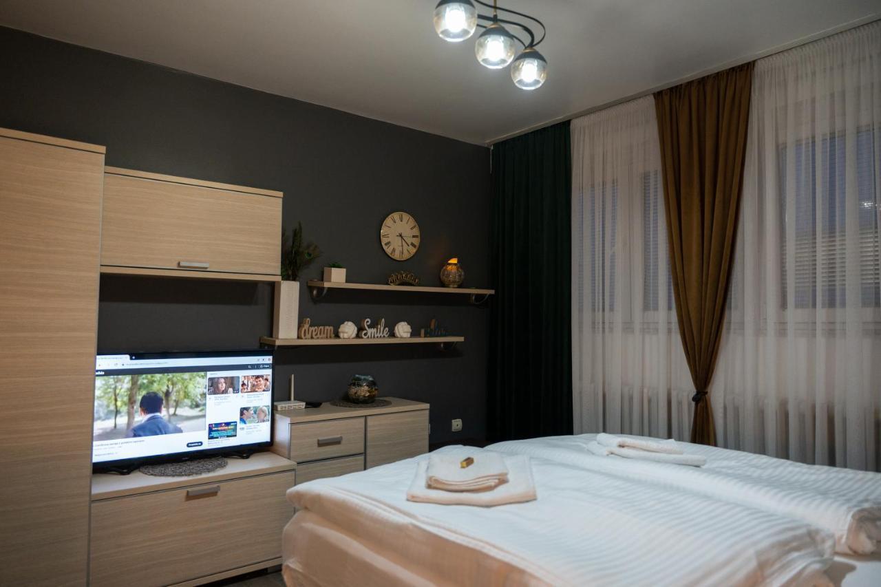 Apartman Pozoriste Penthaus Banja Luka Eksteriør bilde