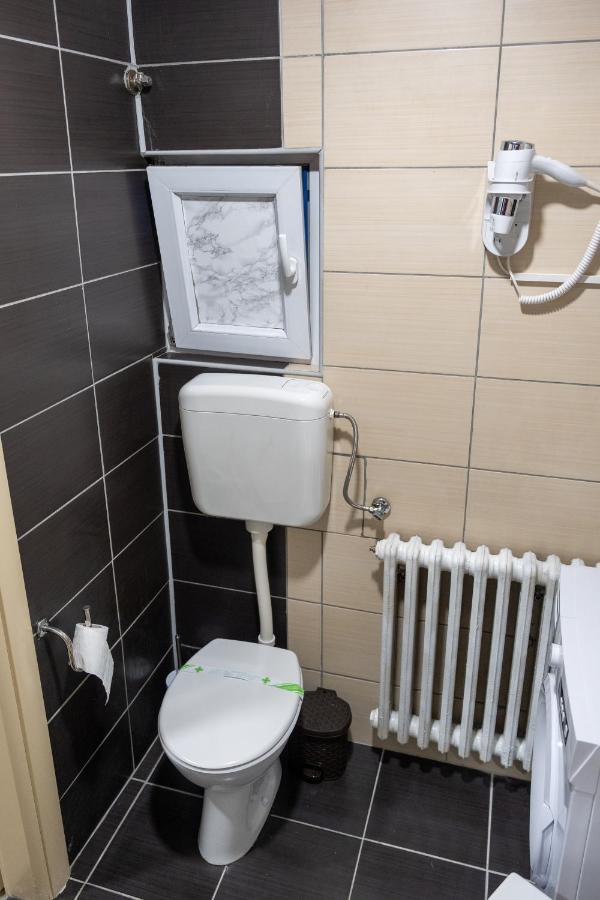 Apartman Pozoriste Penthaus Banja Luka Eksteriør bilde