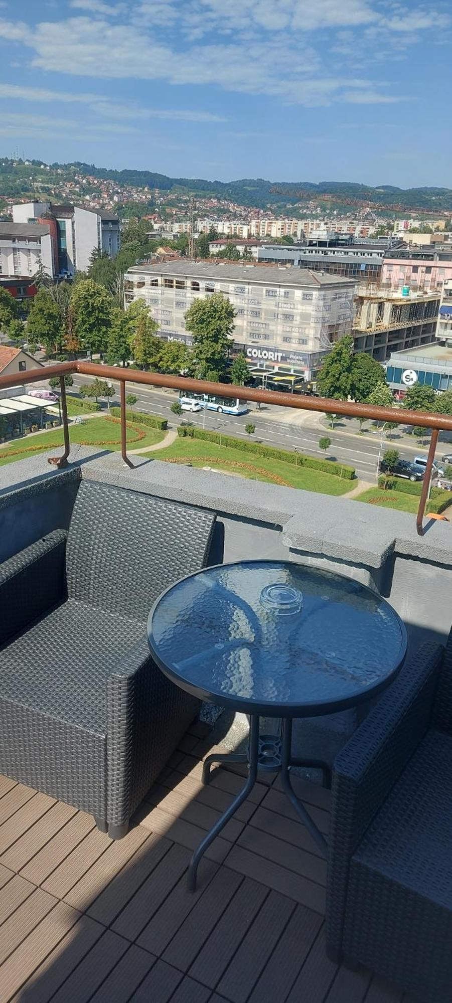 Apartman Pozoriste Penthaus Banja Luka Rom bilde